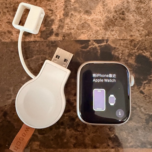 Apple Watch Series 9 Starlight Aluminum set band boxes protector travel charger - Picture 3 of 12